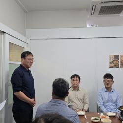 26년10월1일자 신입회원 간담회 5번 사진
